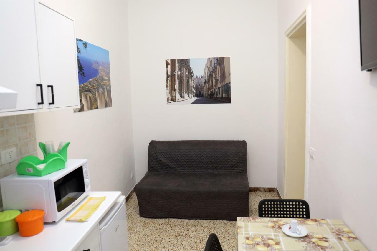 Appartamenti Al Porto Trapani Exterior photo